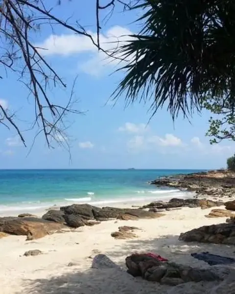 Ao Nuan Beach, Koh Samet